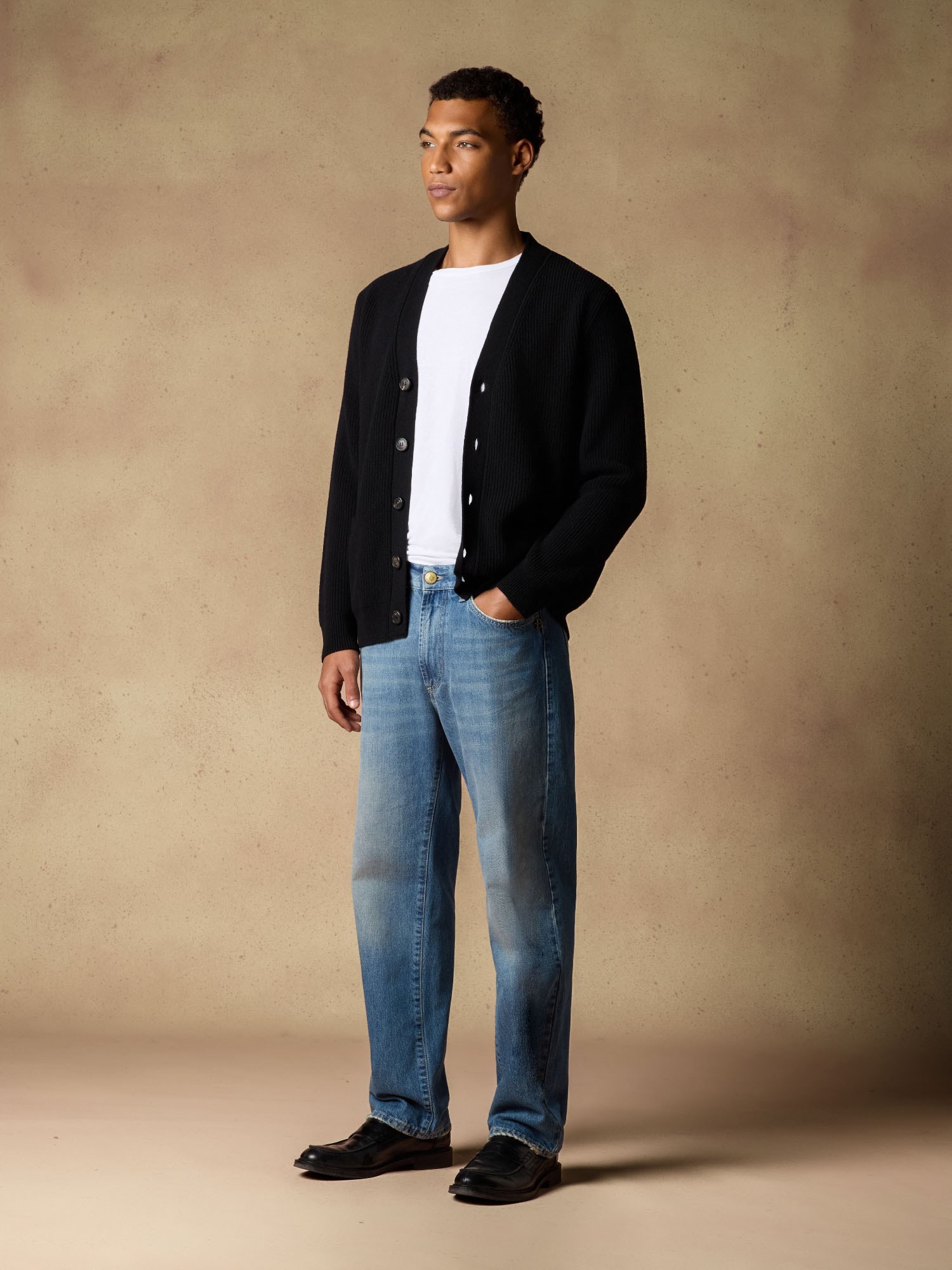Ballantyne V-NECK CARDIGAN IN 100% WOOL - COD. B2K001 7W067 15517