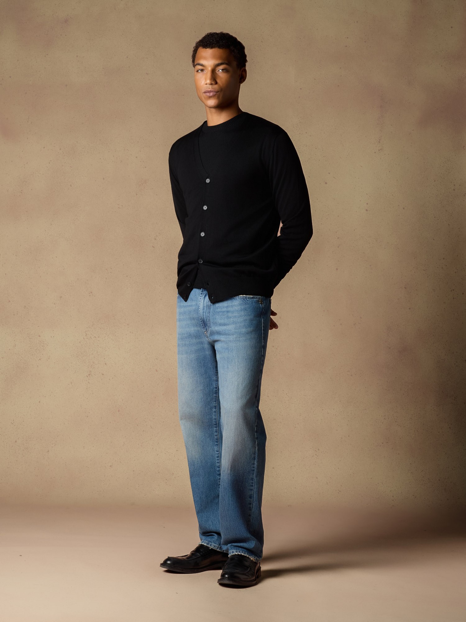 Ballantyne V-NECK CARDIGAN IN 100% BASOLAN WOOL - COD. B2K001 16W02 15517